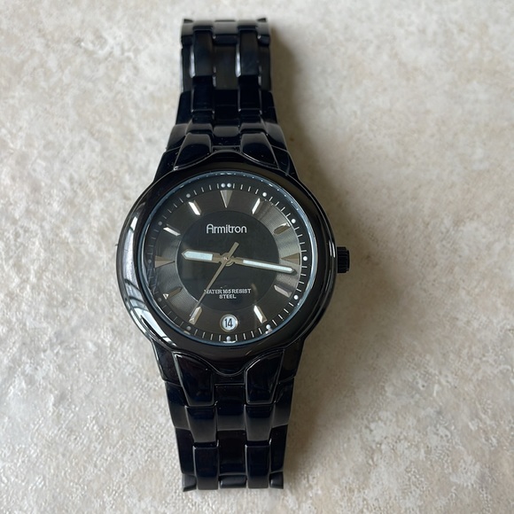 Armitron lady battery water resistant 100ft gunmetal w/date - Picture 2 of 7